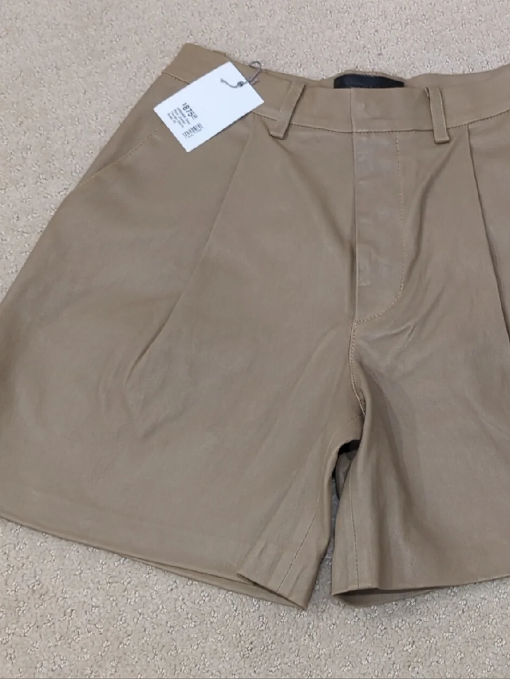 SPRWMN Deep Pleated Trouser Short in Khaki - Picture 1 of 6